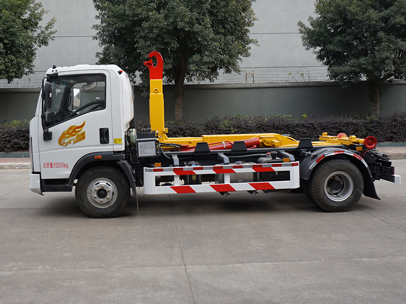 中潔牌XZL5118ZXX6型車(chē)廂可卸式垃圾車(chē)