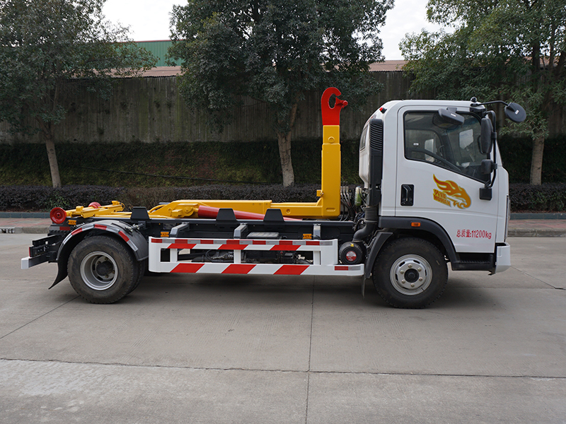 中潔牌XZL5118ZXX6型車(chē)廂可卸式垃圾車(chē)