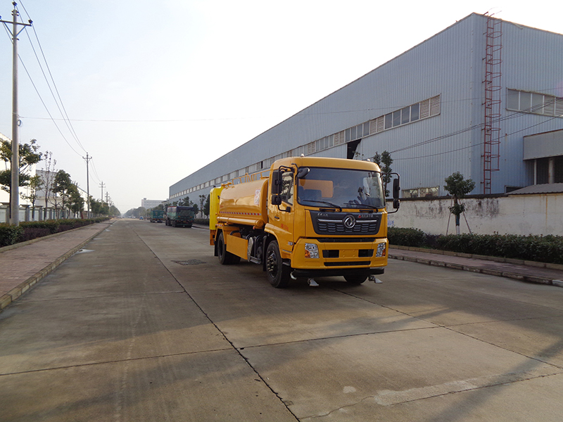 XZL5182GQX6型清洗車